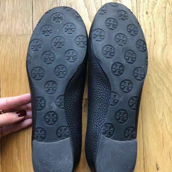 Tory Burch black leather flats - Picture 4 of 4